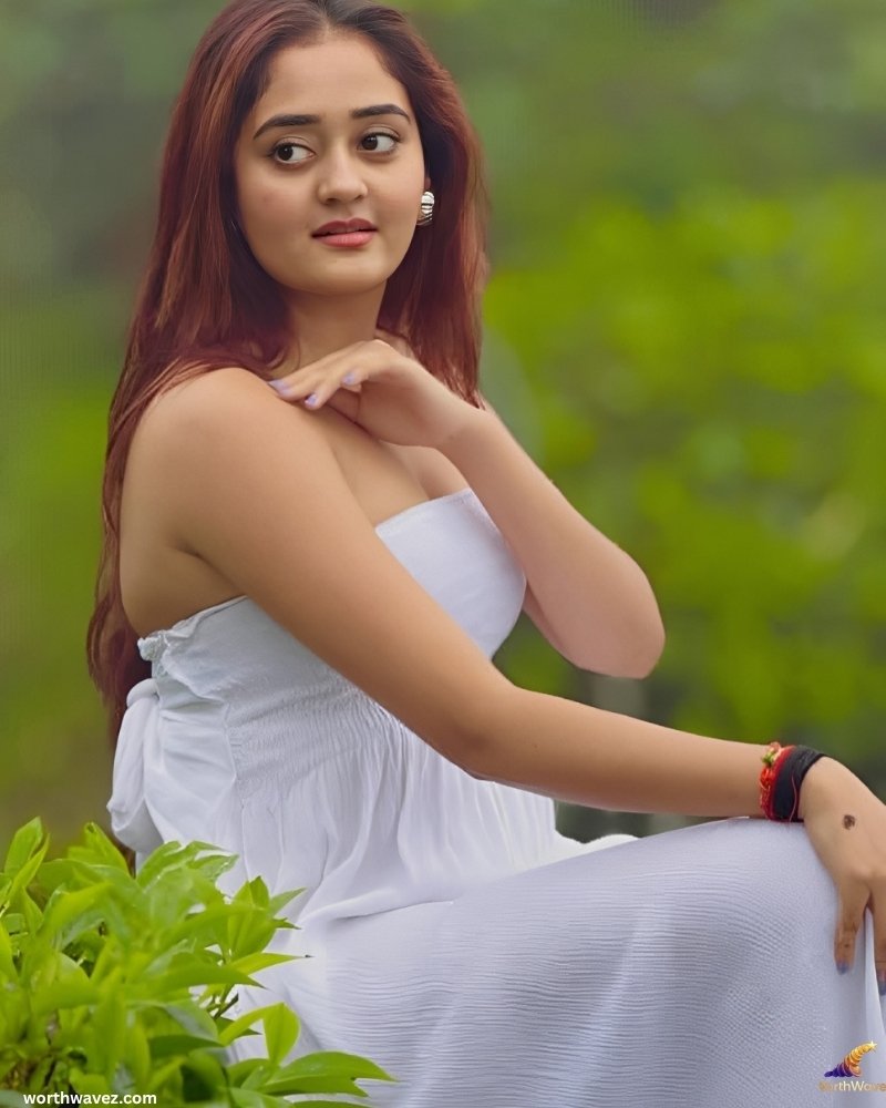 Bindass Kavya Net Worth & Monthly Income 2026