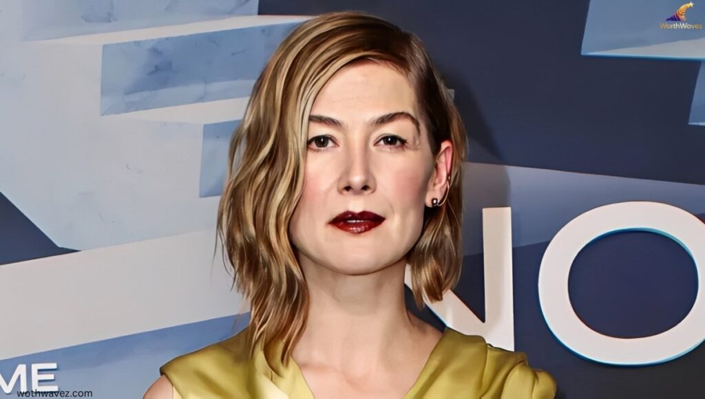 Rosamund Pike Shoe Size & Fashion Choices