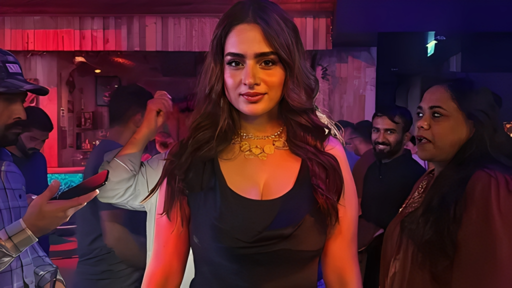 How Height Impacts Ayesha Khan's Roles